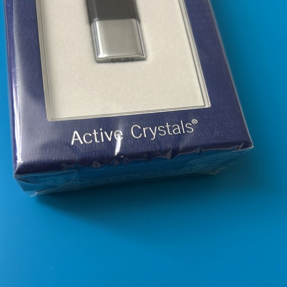 🖤NIB💕Swarovski Crystals USB 4GB Memory Key in box - Picture 3 of 9